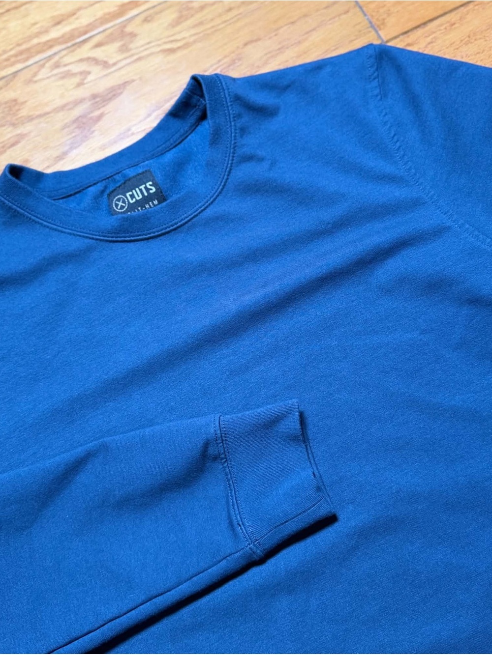 Cuts Clothing Men's Crewneck Sweater - Royal Blue